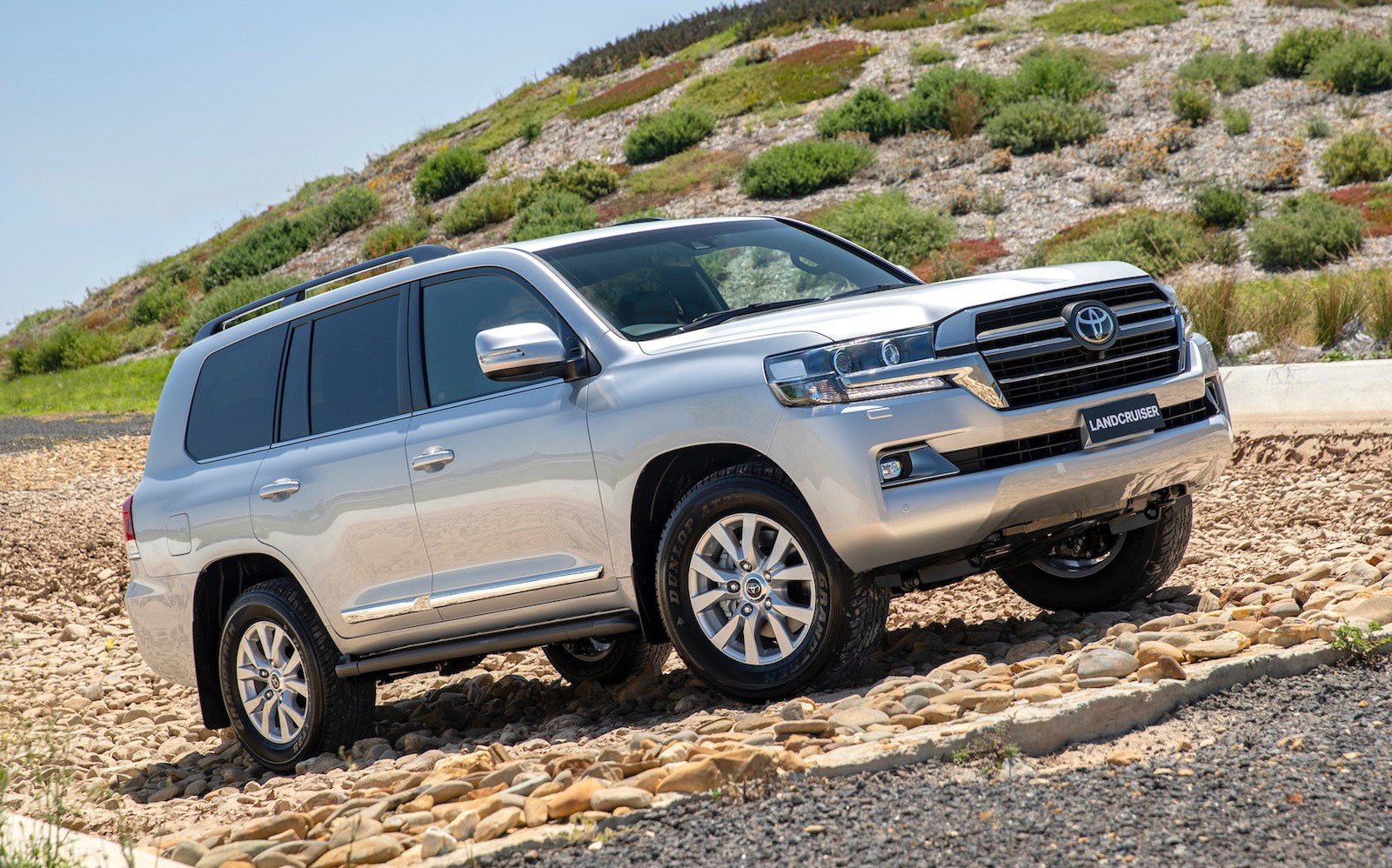 2020 TOYOTA LAND CRUISER